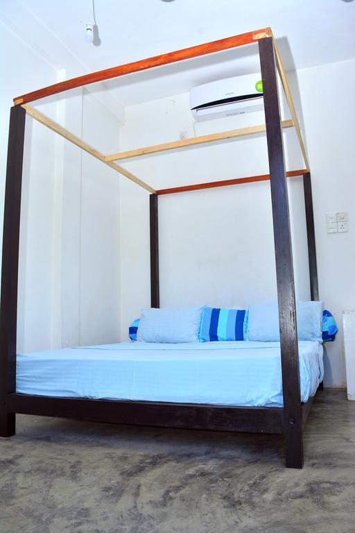 Hotel Cheeky Monkey Surf Camp Weligama Exteriér fotografie