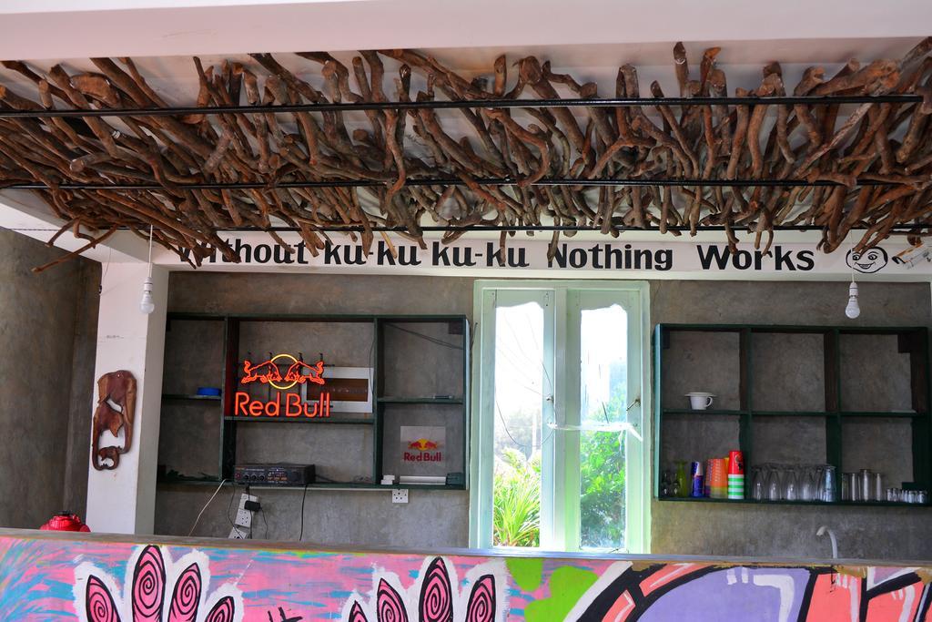 Hotel Cheeky Monkey Surf Camp Weligama Exteriér fotografie