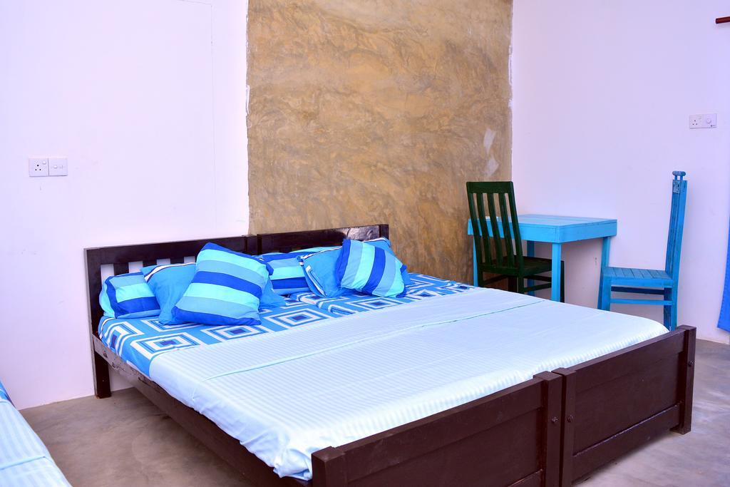 Hotel Cheeky Monkey Surf Camp Weligama Exteriér fotografie