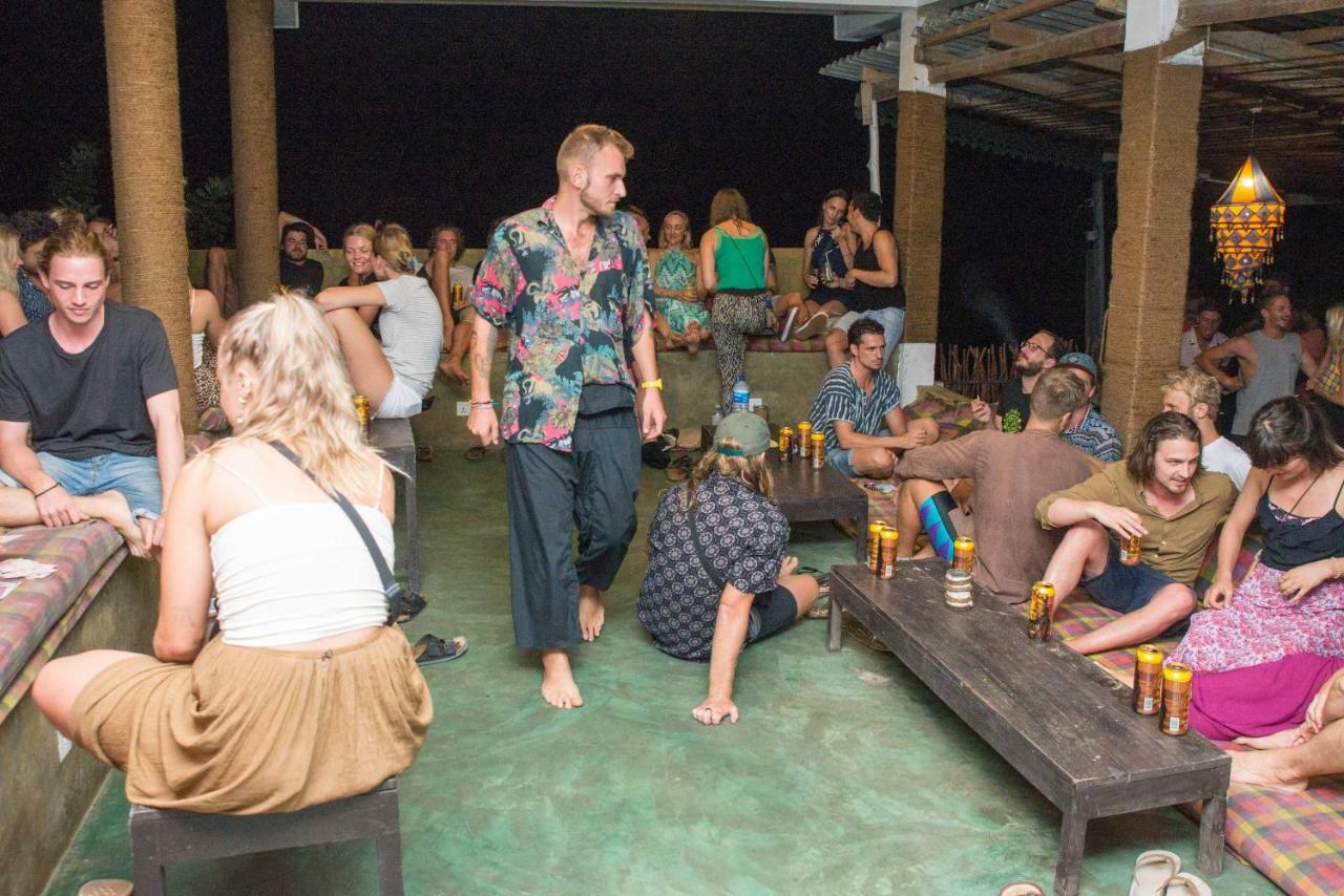 Hotel Cheeky Monkey Surf Camp Weligama Exteriér fotografie